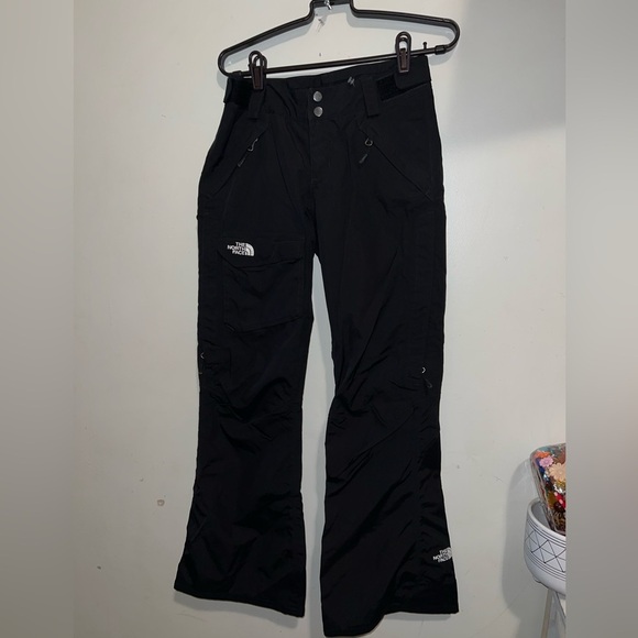 NWOT The North Face Women's Insulated Winter snow Ski Pants - Picture 11 of 11
